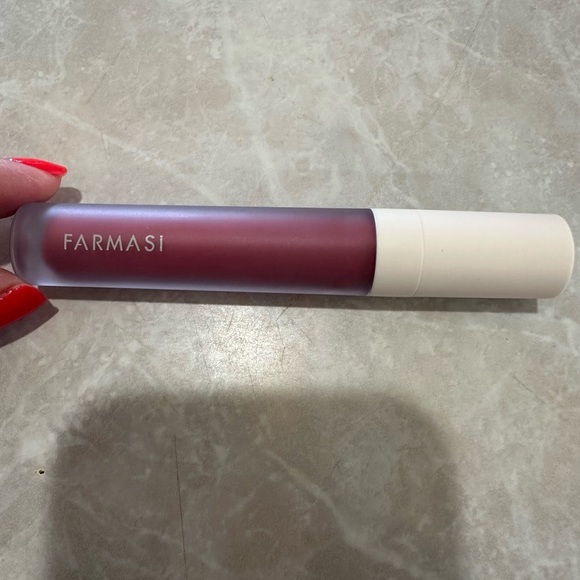 Farmasi Other - Farmasi Pink Liquid lipstick with Creamy matte Texture